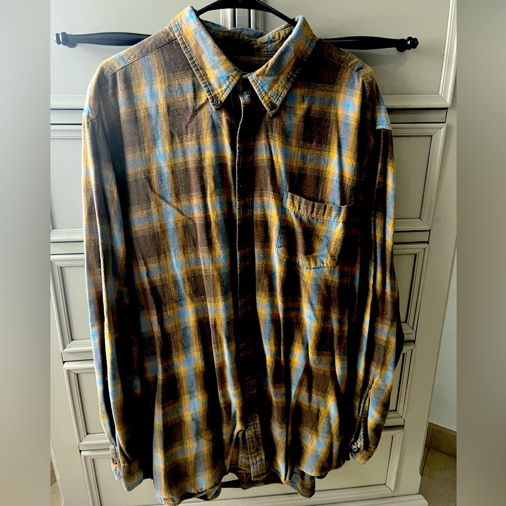 Mens bug and tall shirt